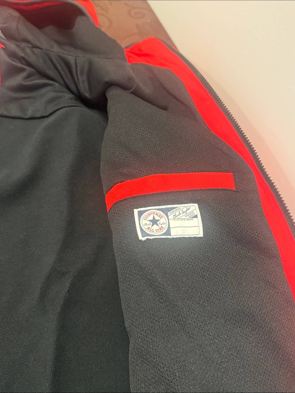 Converse Red Hooded Softshell Jacket. Mens Med - Picture 9 of 16